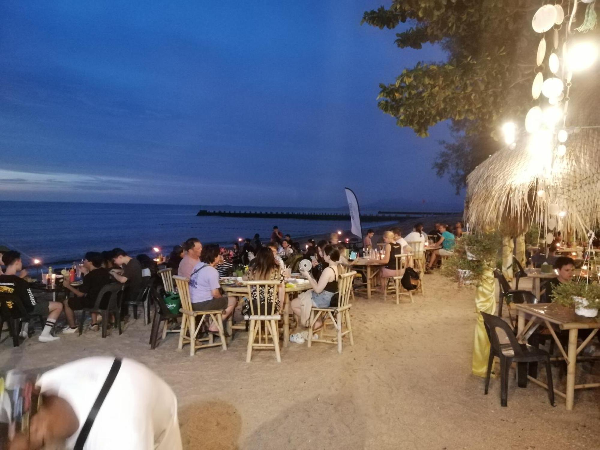 My Cozy Nest - Near Beach 바투 페링기 외부 사진
