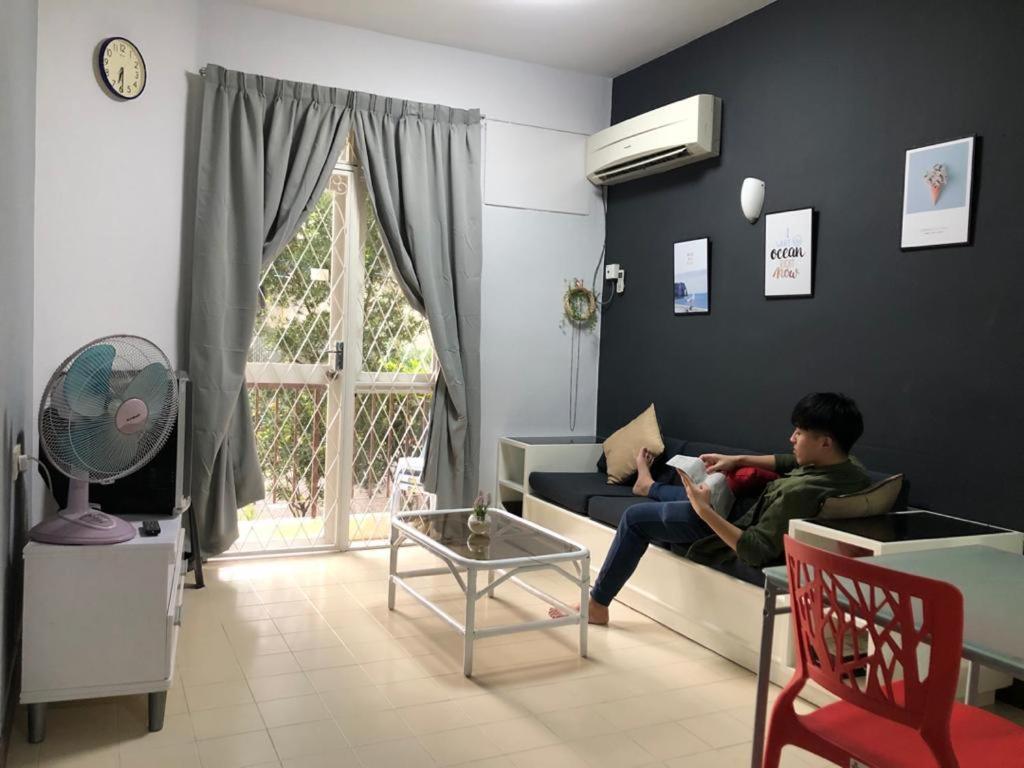 My Cozy Nest - Near Beach 바투 페링기 외부 사진